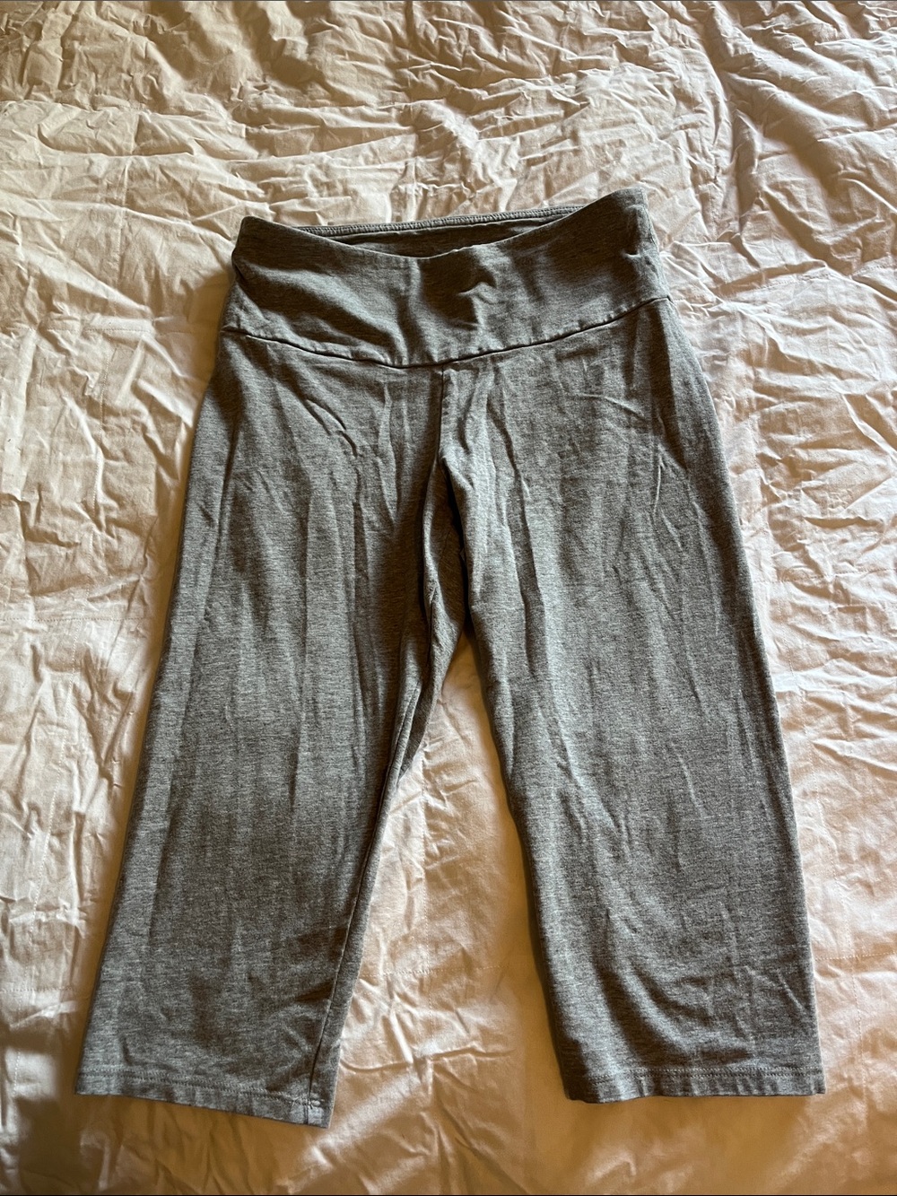 No Boundaries Gray Cropped Leggings